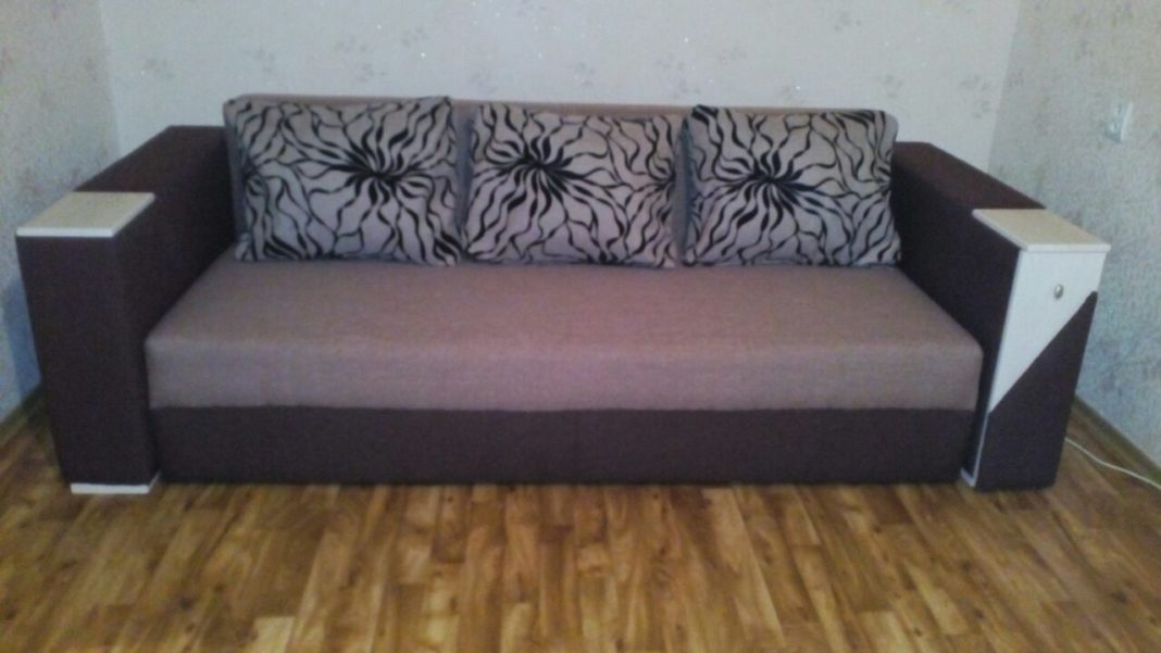Оновлення вашого дивану: перетяжка тканиною "Жаккард"