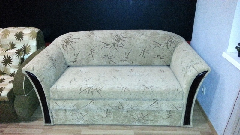 Перетяжка дивану: оновлення вашого улюбленого меблевого шедевра